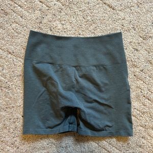 Alphalete Amplify Green Gym Shorts